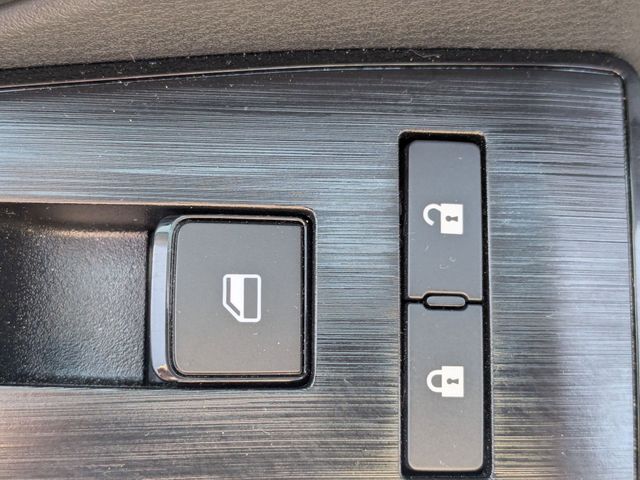 2025 Nissan Rogue SV Silver at Lugoff Nissan