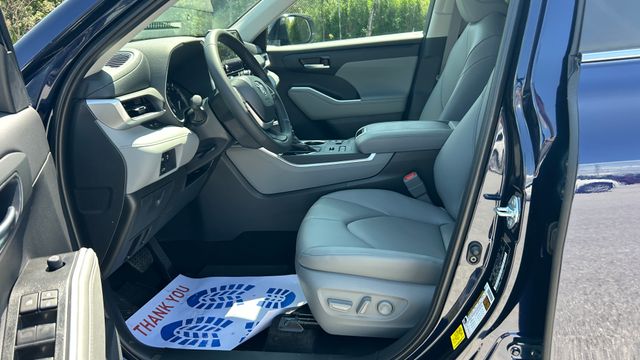 New 2026 Toyota Highlander SUV