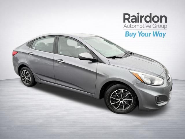 Triathlon Gray Metallic 2016 Hyundai Accent SE Sedan FWD Sedan Front-Wheel Drive 6-Speed Automatic