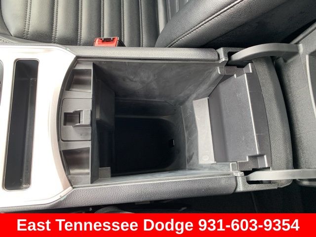 2023 Ford Edge SEL photo