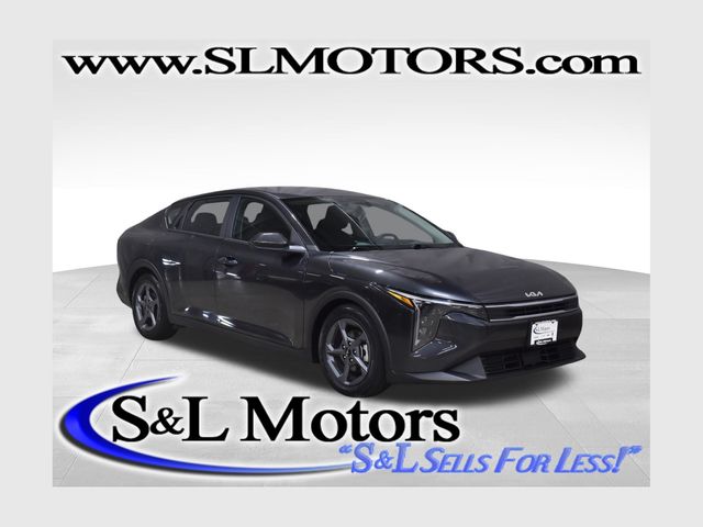 2025 Kia K4 LXS FWD