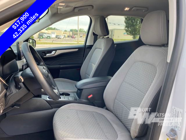 2021 Ford Escape SE 9