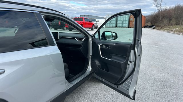 Used 2021 Toyota RAV4 SUV