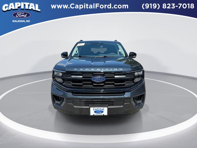 Used 2025 Blue Ford Active image 3