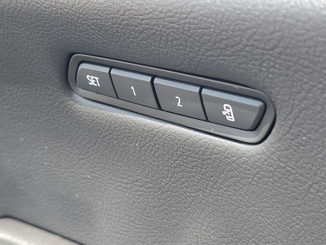 2025 Cadillac XT5 Premium Luxury:46862A