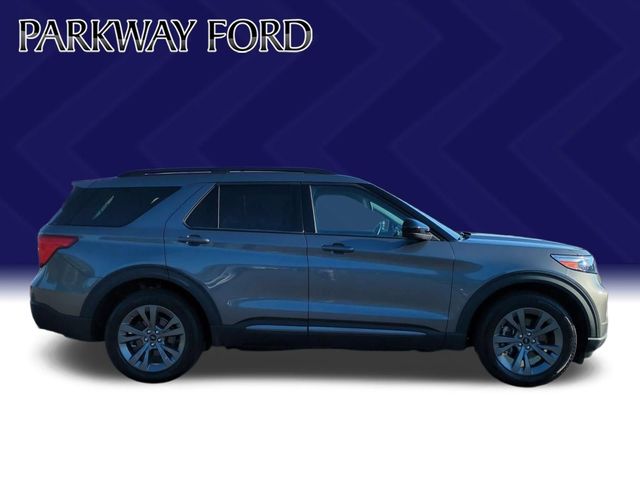 Used 2022 Gray Ford XLT image 6