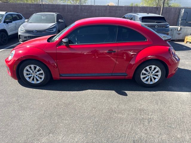 Tornado Red 2018 Volkswagen Beetle Hatchback Front-Wheel Drive 6-Speed Automatic