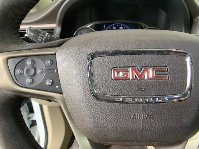 2017 GMC Acadia Denali 15