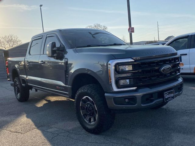 2024 Ford F-250 Super Duty Lariat Crew Cab 4WD