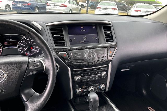 Used 2020 Nissan Pathfinder SV 4D Sport Utility