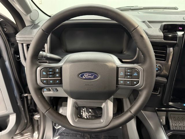 2025 Ford F-150 Lightning Flash photo