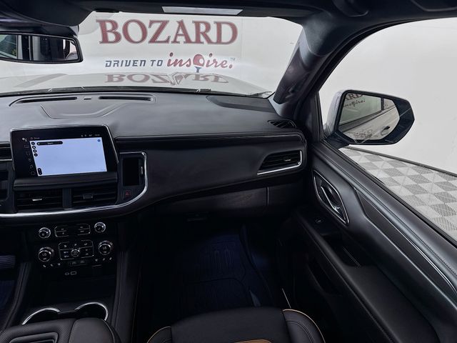 2024 Sterling Metallic GMC Yukon AT4 4X4 SUV