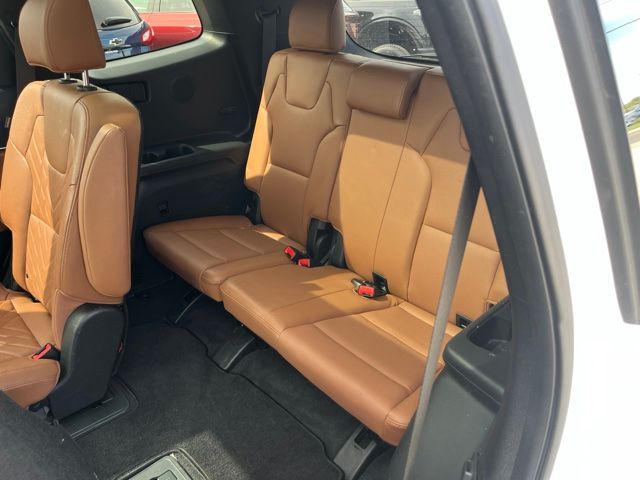 Certified Used 2023 White Kia SX X-Pro image 15