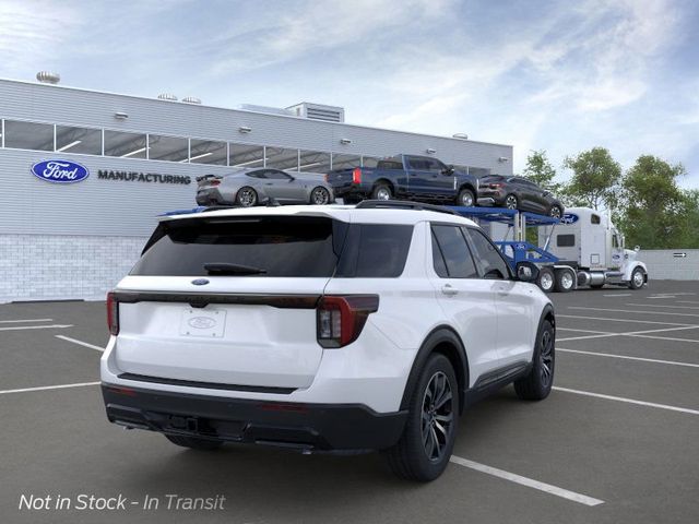 2025 Ford Explorer ST-Line 8