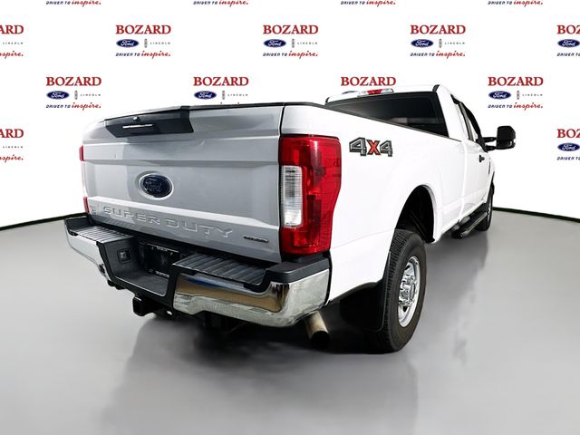 2019 Oxford White Ford Super Duty F-350 SRW XL 4X4 Truck