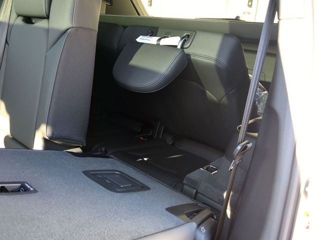 new 2026 Audi Q7 car, priced at $72,040