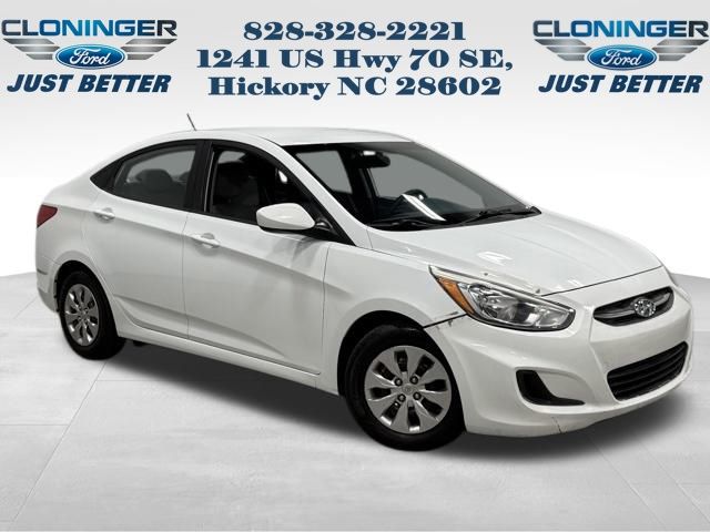 2016 Hyundai Accent SE photo