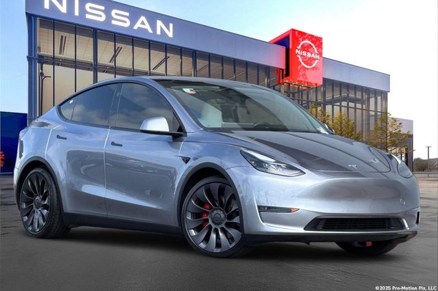 2024 Tesla Model Y Performance Dual Motor All-Wheel Drive's photo