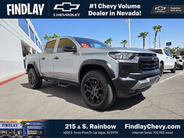 Sterling Gray Metallic 2024 Chevrolet Colorado Pickup Truck Four-Wheel Drive 8-Speed Automatic