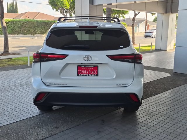Used 2023 Toyota Highlander SUV