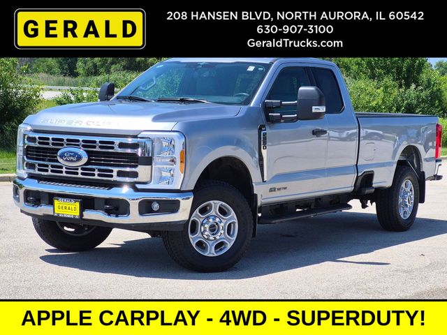 Silver Metallic 2023 Ford F-350 Super Duty Pickup Truck Four-Wheel Drive Automatic