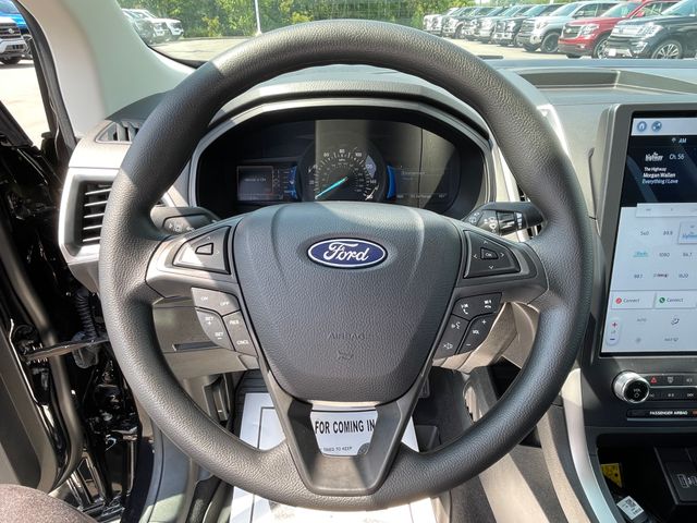 2024 Ford Edge SE 17