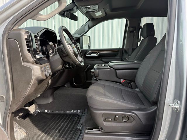 used 2025 Chevrolet Silverado 2500HD car, priced at $64,822