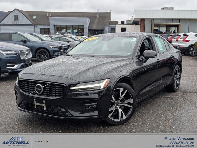 2025 Volvo S60 B5 Core AWD