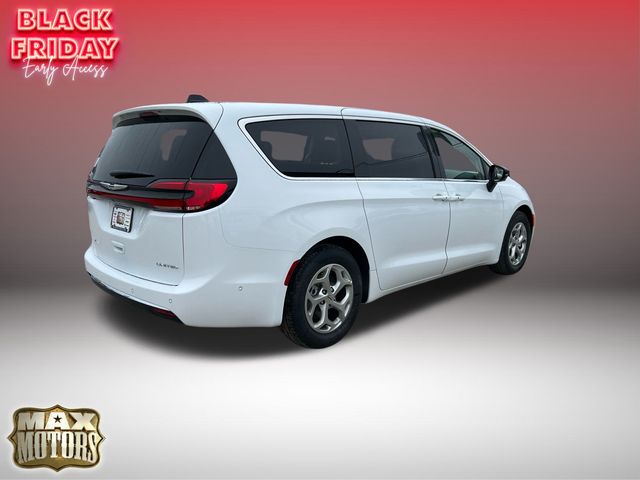 2024 Chrysler Pacifica Limited 13