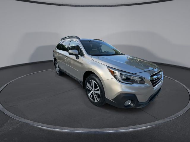 2019 Subaru Outback - $17,777