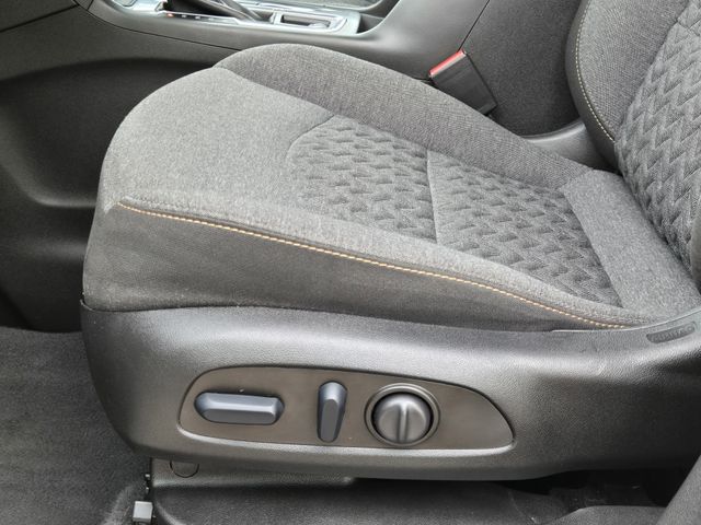 2023 Chevrolet Equinox LT White at Emmons Autoplex