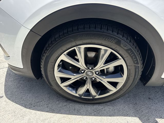2017 Hyundai Santa Fe - $11,898