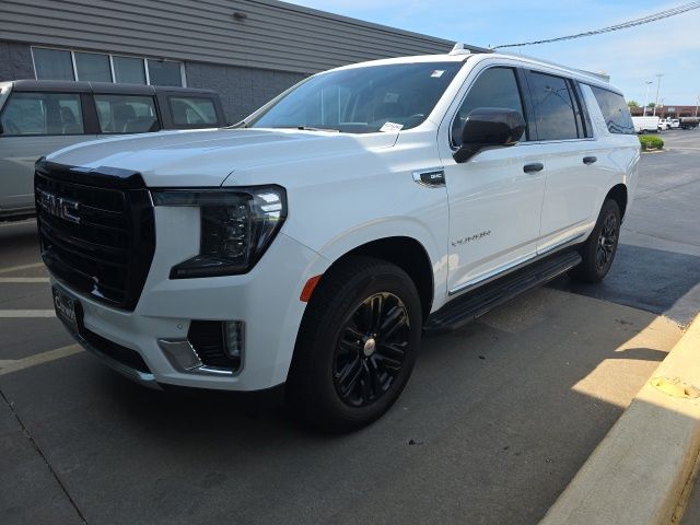 Summit White 2024 GMC Yukon XL SLT 4WD SUV / Crossover Four-Wheel Drive