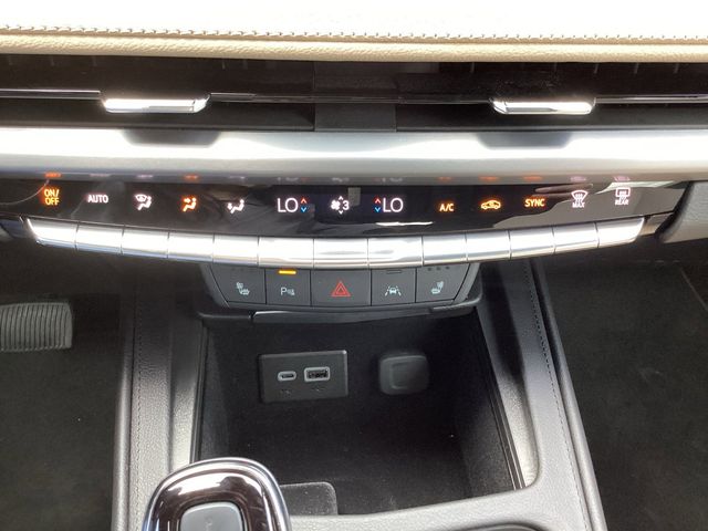 Used Car 2024 Cadillac Xt4  Luxury For Sale Under $35,000 In San Antonio, Texas