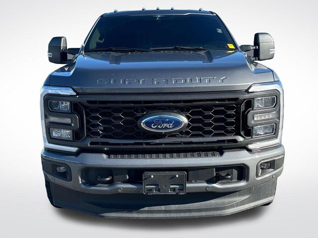 2023 Ford F-250SD Lariat 2