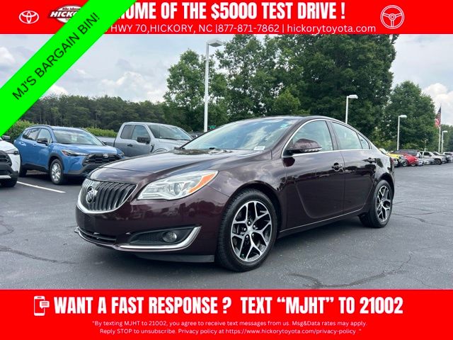2017 Buick Regal Sport Touring's photo