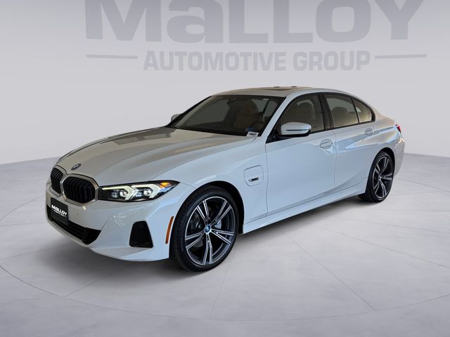2023 BMW 3 Series 330e Hybrid Plug-in xDrive AWD