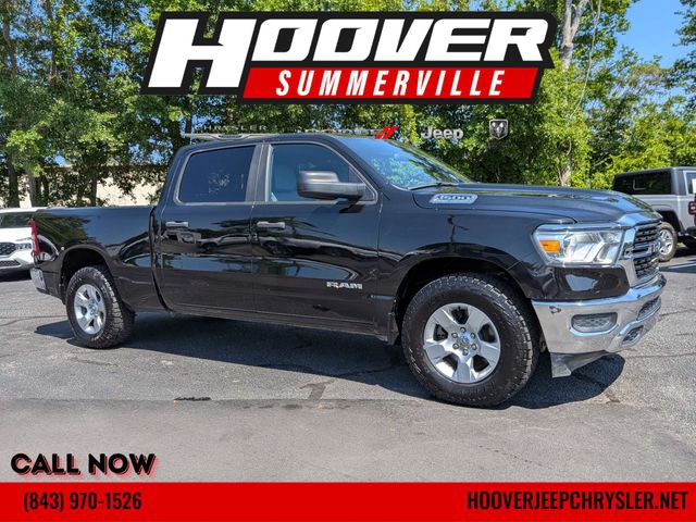 Diamond Black Crystal Pearlcoat 2023 RAM 1500 Pickup Truck Four-Wheel Drive 8-Speed Automatic