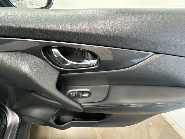 2018 Nissan Rogue SV Gray at South Hills Kia