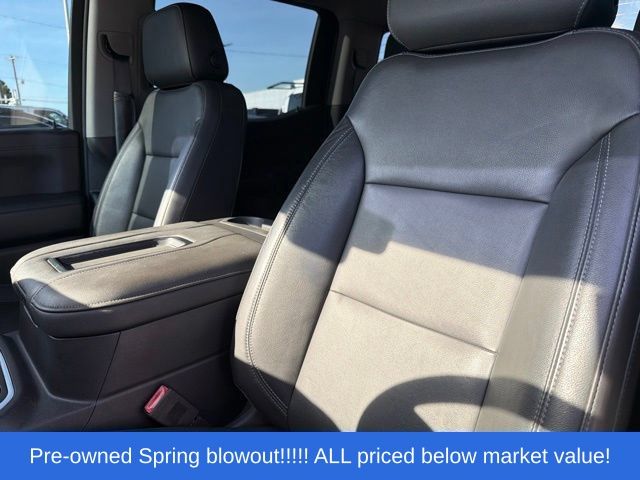Used 2019 Black Chevrolet RST image 20