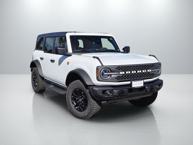 Oxford White 2026 Ford Bronco Badlands 4-Door 4WD SUV / Crossover Four-Wheel Drive Automatic