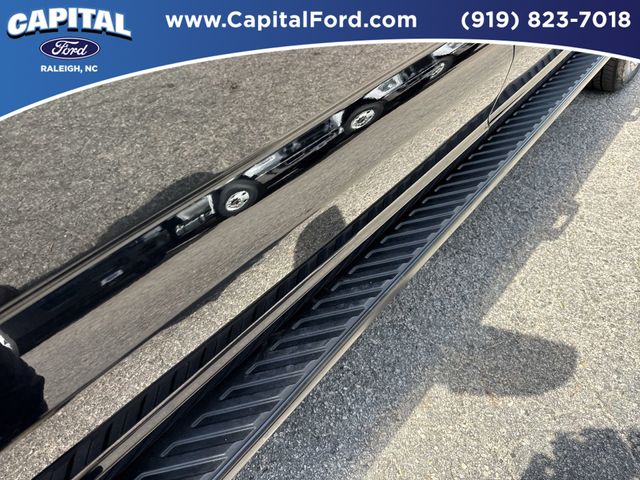 Used 2023 Black Ford XLT image 15