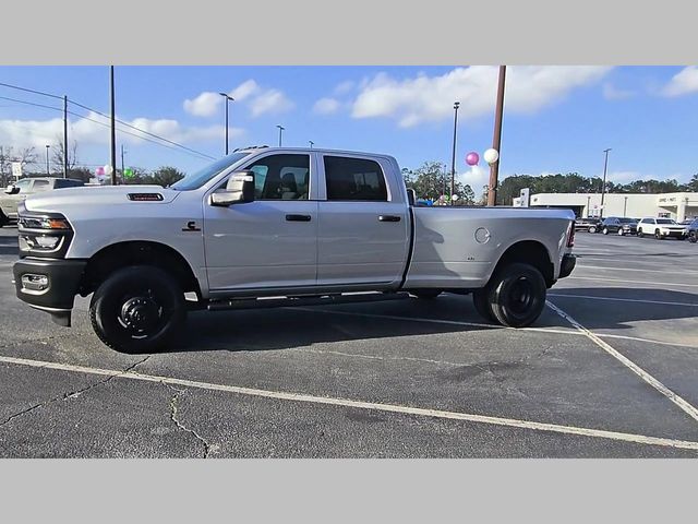 2026 Ram 3500 Tradesman Crew Cab 4x4 8' Box