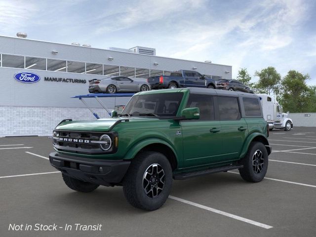 2024 Ford Bronco Outer Banks 2