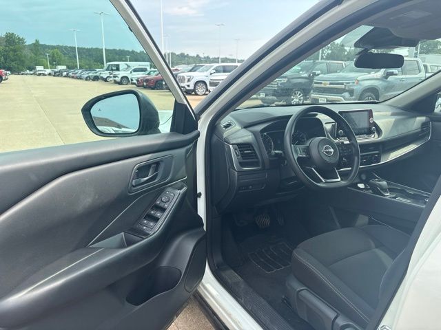 Used 2024 Nissan Rogue SUV
