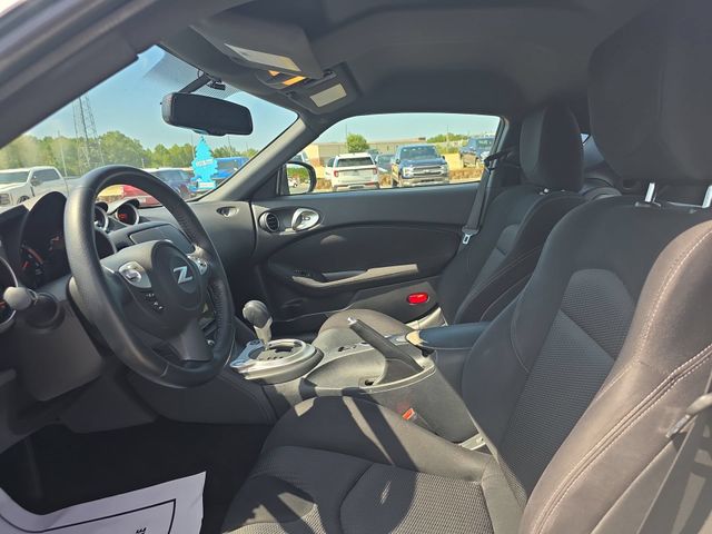 Used 2020 White Nissan Base image 14