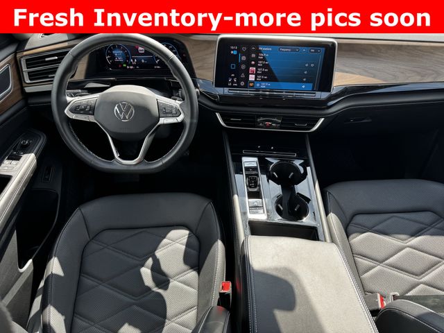 2024 Volkswagen Atlas 2.0T SE w/Technology Black at AutoSavvy Houston Southwest