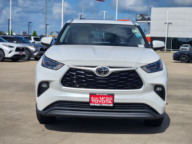 2024 Toyota Highlander XLE - 1