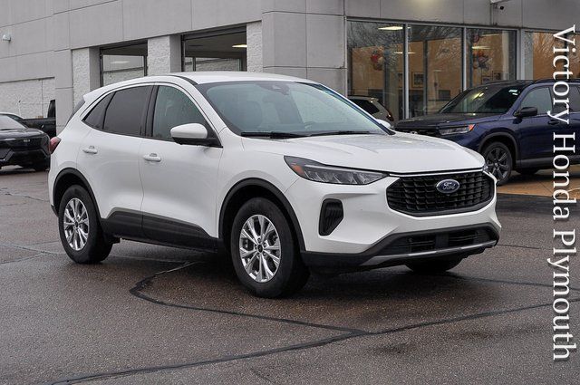2023 Ford Escape