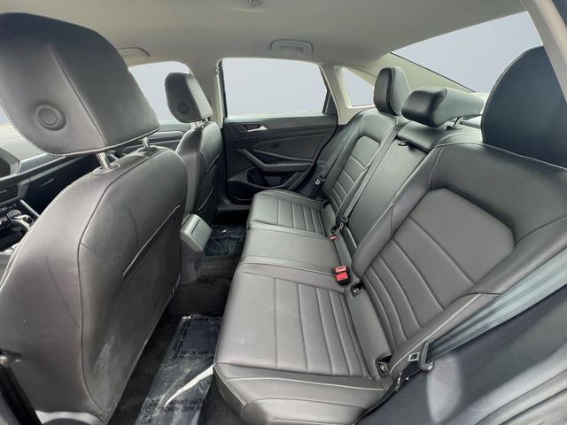 Used 2024  Volkswagen 1.5T SE image 13